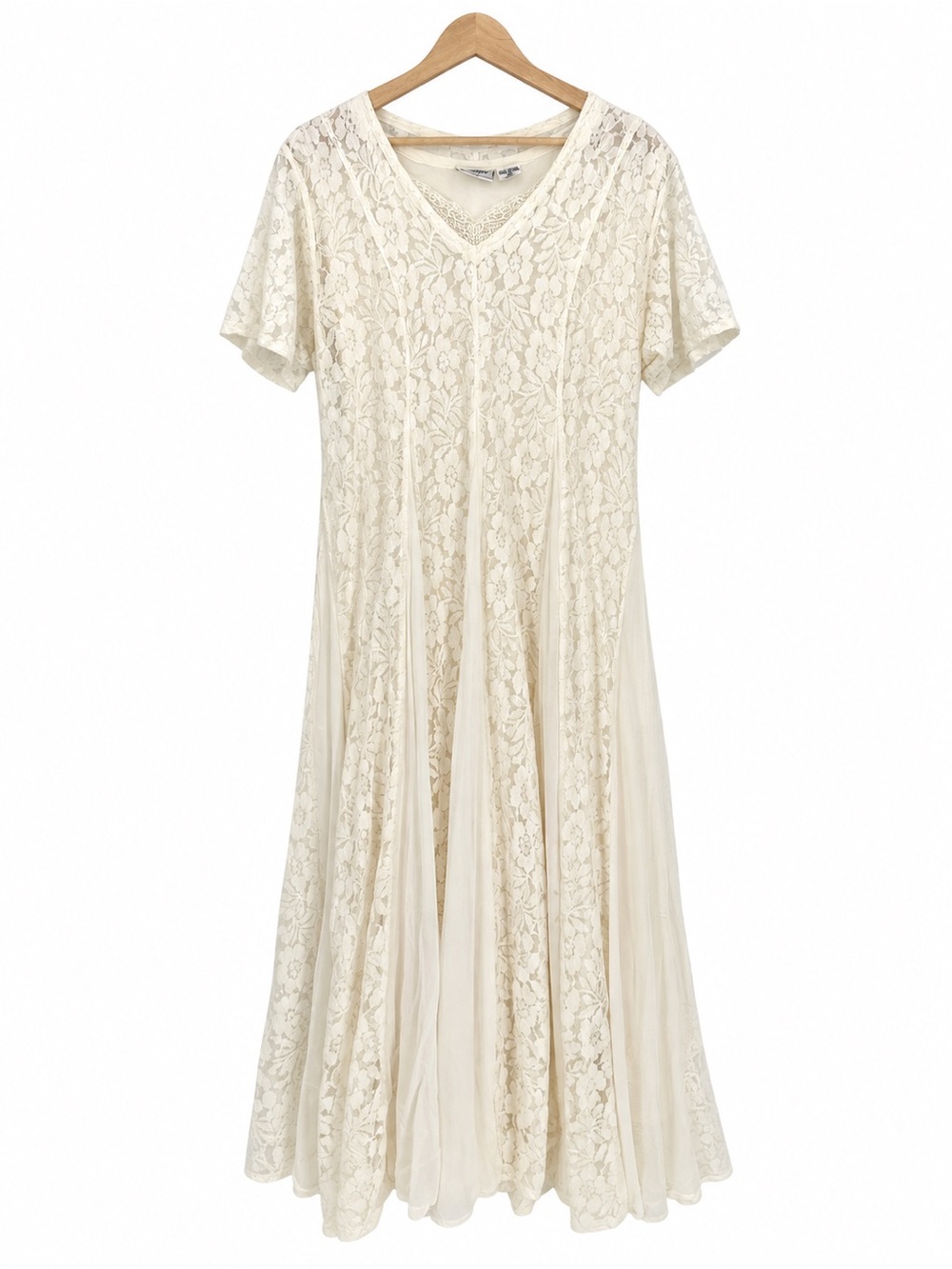 Vintage Nostalgia Ivory Lace Maxi Dress Rayon Cottagecore Romantic Boho Medium